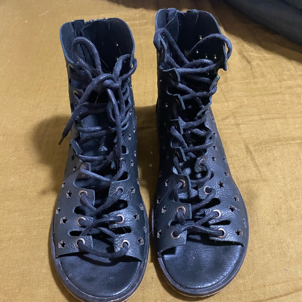 Free People Black Leather Starry Palms Lace Up Gladiator Sandals in 10